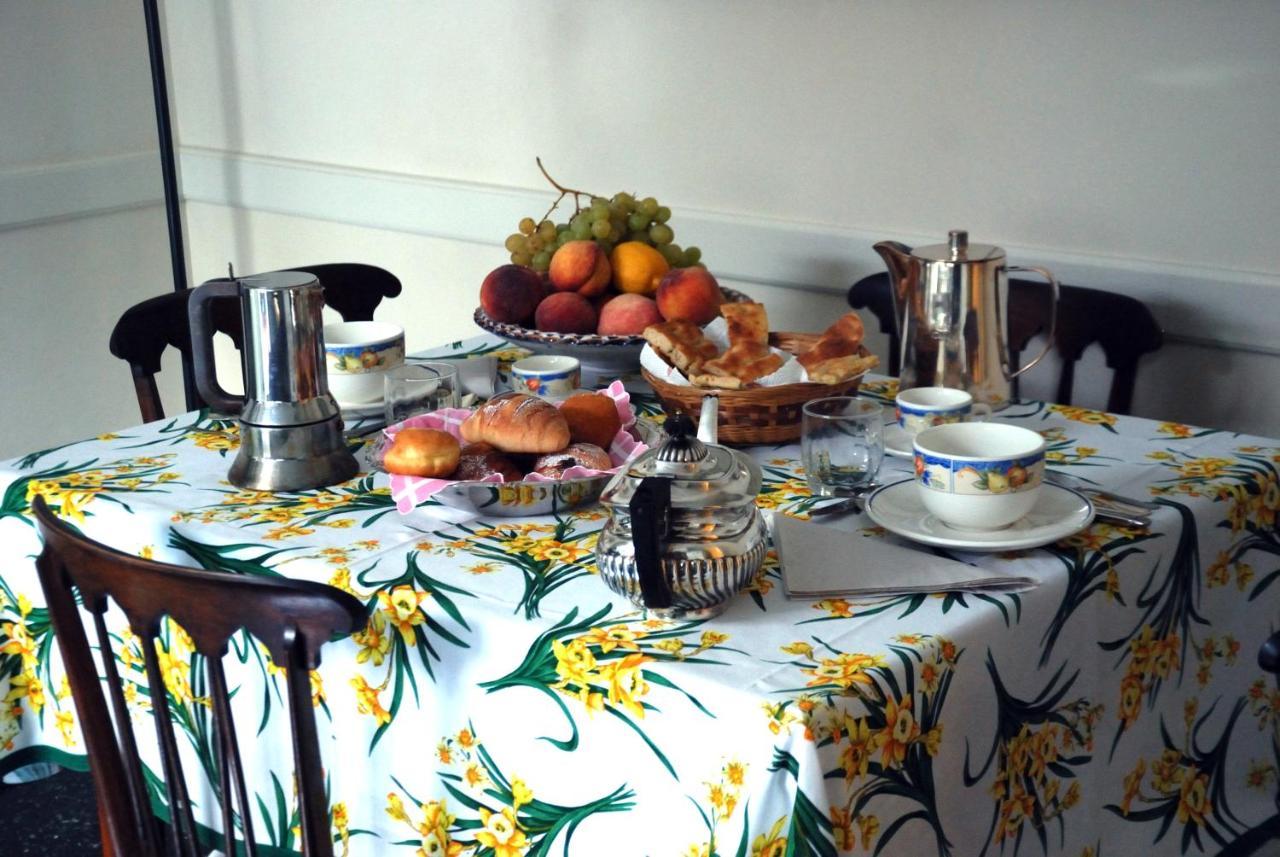 Bed And Breakfast Flowers Genova Exterior foto