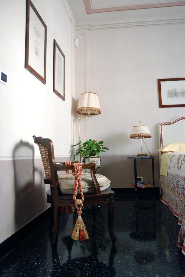 Bed And Breakfast Flowers Genova Exterior foto